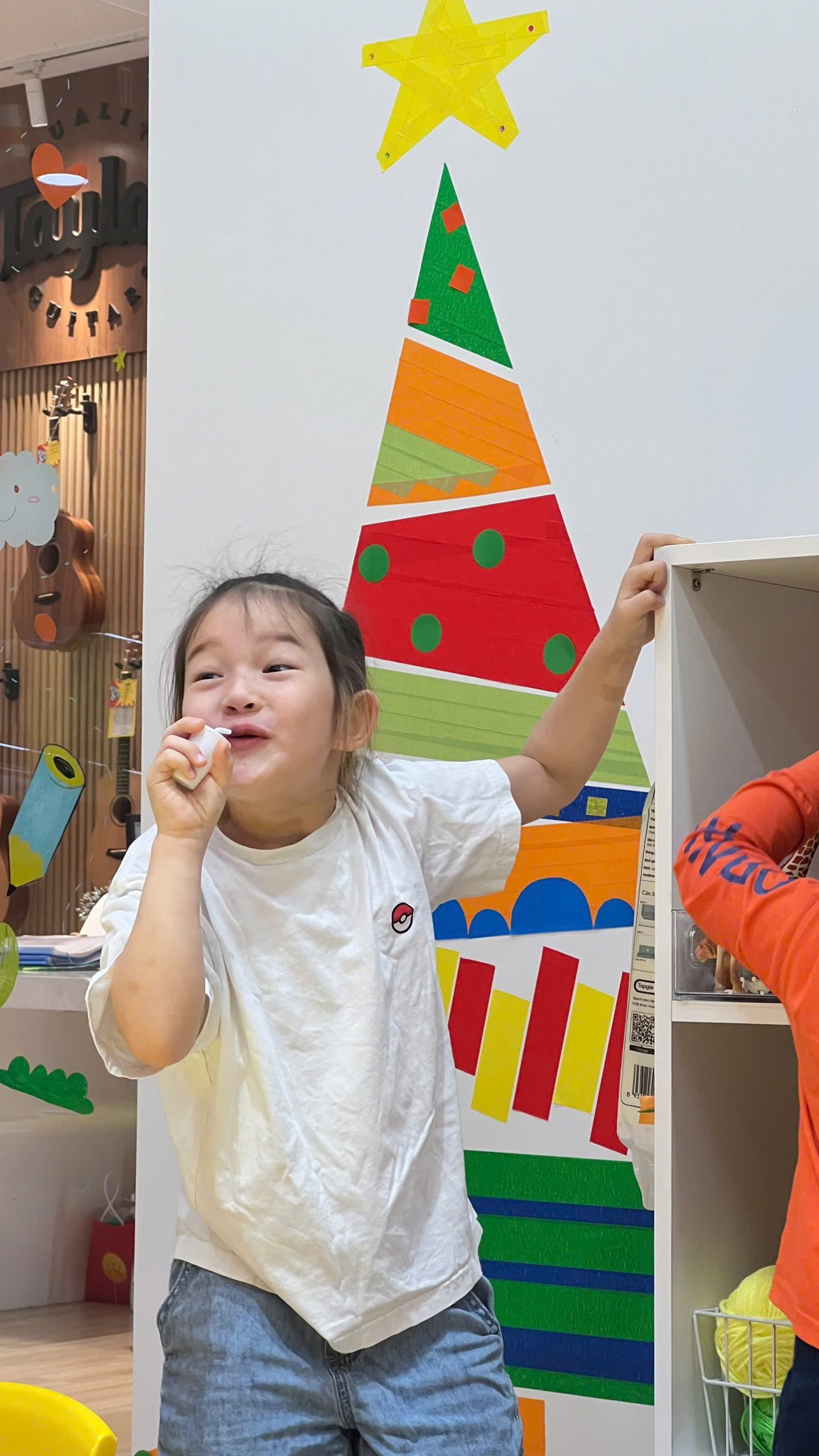 Duo Đến Với Lớp Mỹ Thuật 01