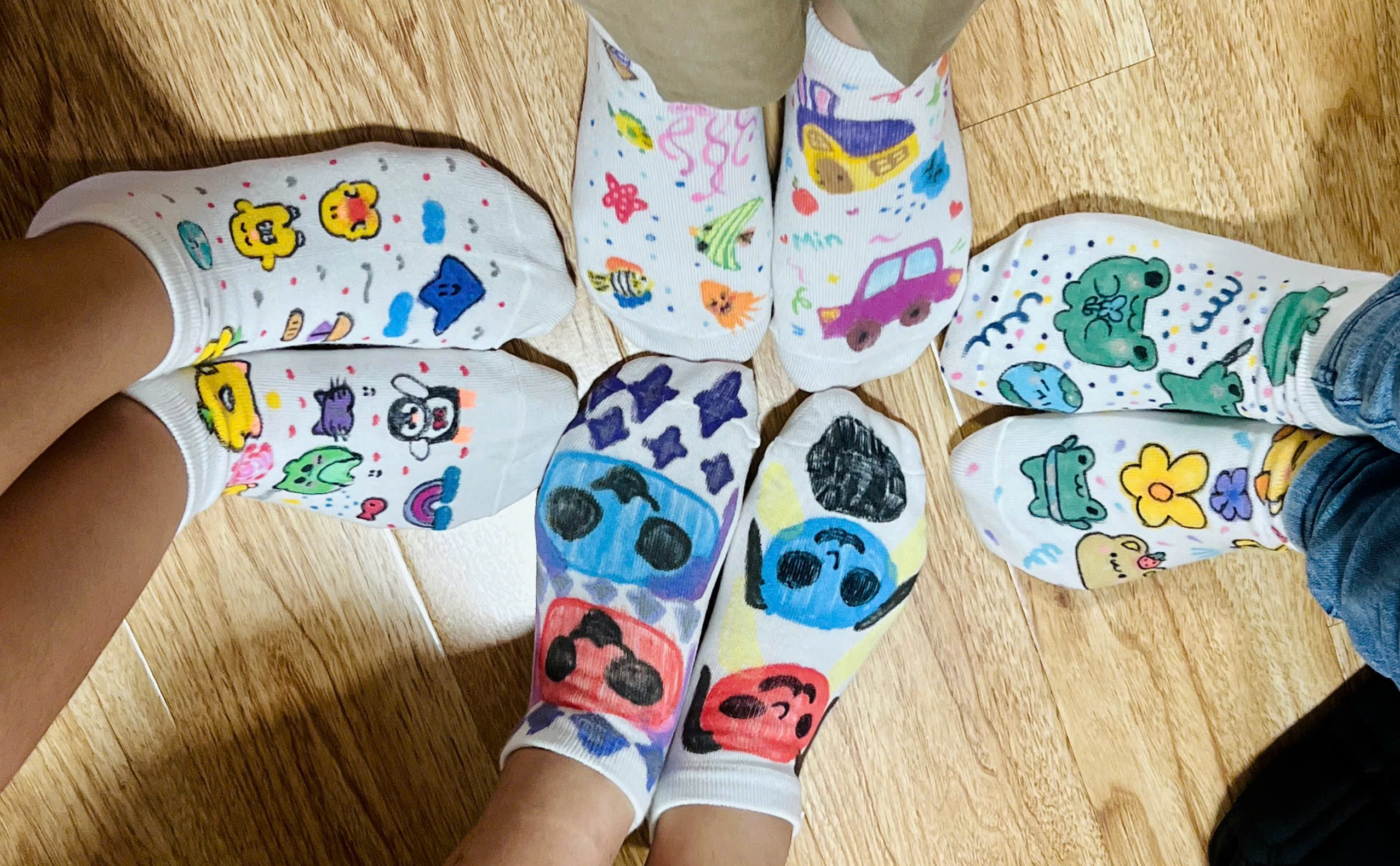 🌈 Workshop “Chiếc Vớ Sáng Tạo” – Khi trí tưởng tượng không có giới hạn! 🧦✨