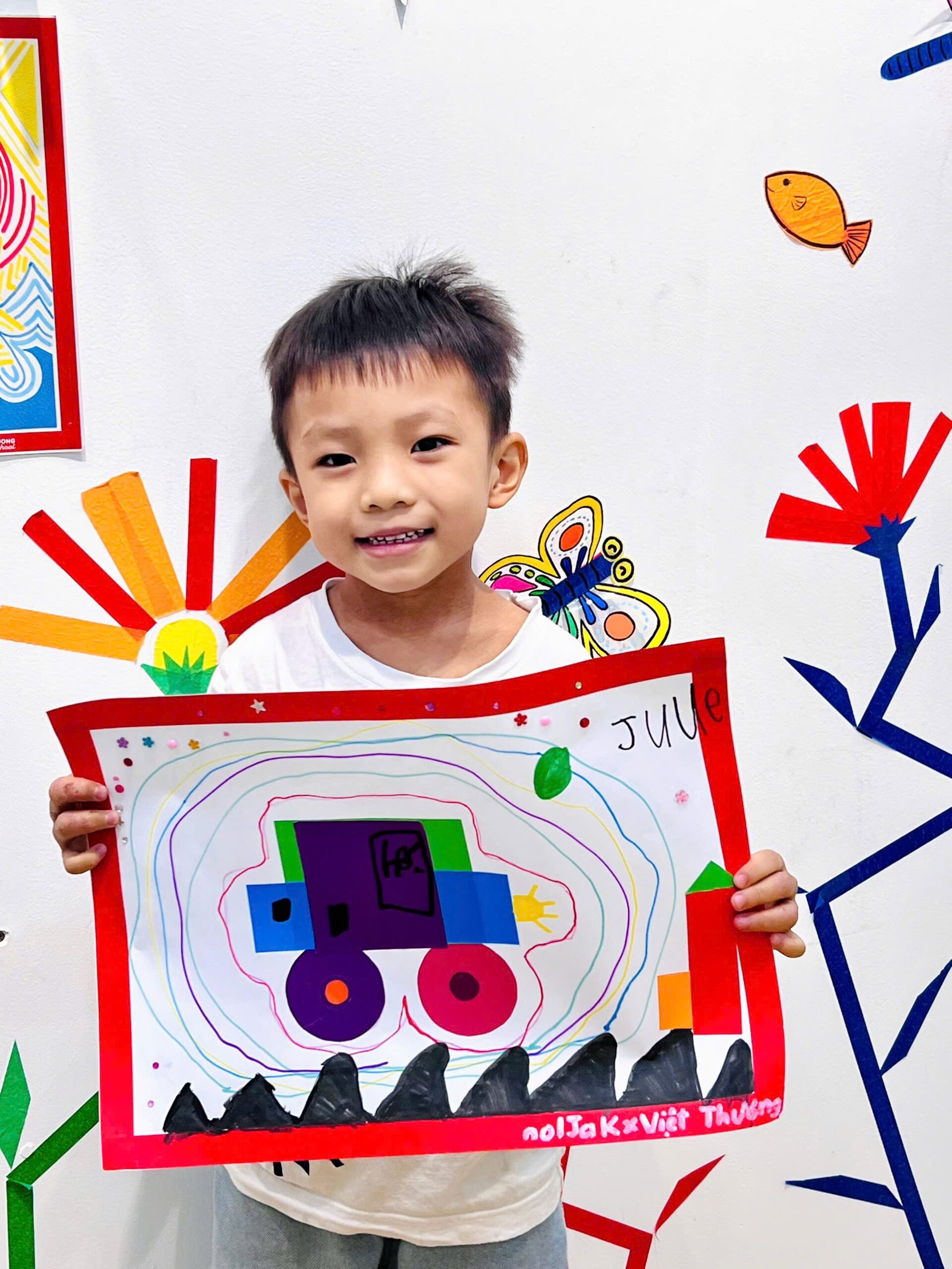 🌈 Thế giới giấy màu rực rỡ của các hoạ sĩ nhí ✂️🎨✨