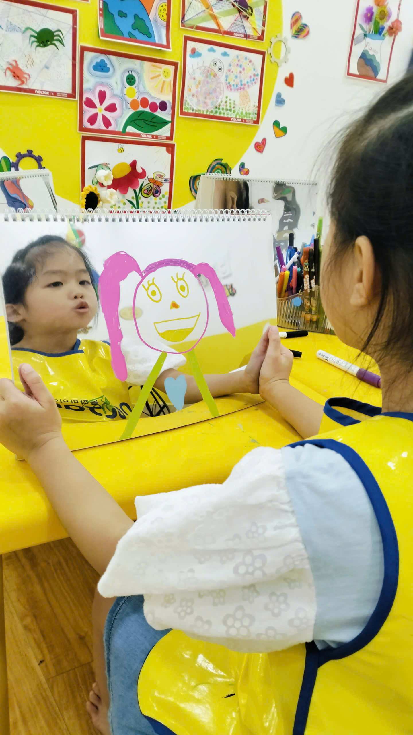 ???? VẼ ChÂn Dung VÀ Ảnh Gia ĐÌnh Qua GƯƠng ?✨