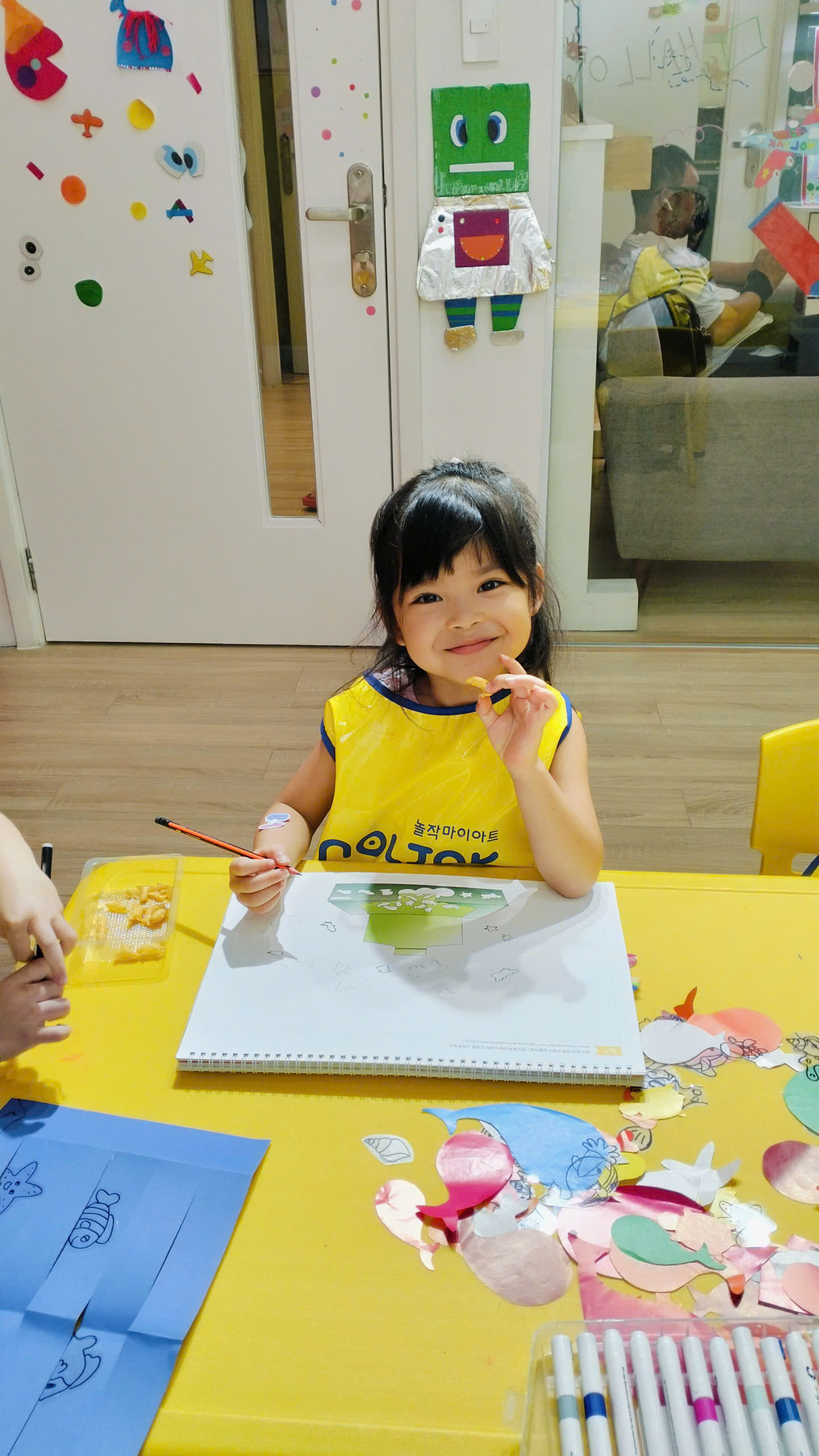 Khởi đầu hành trình khám phá đại dương từ những chi tiết nhỏ bé trong đời sống hằng ngày.