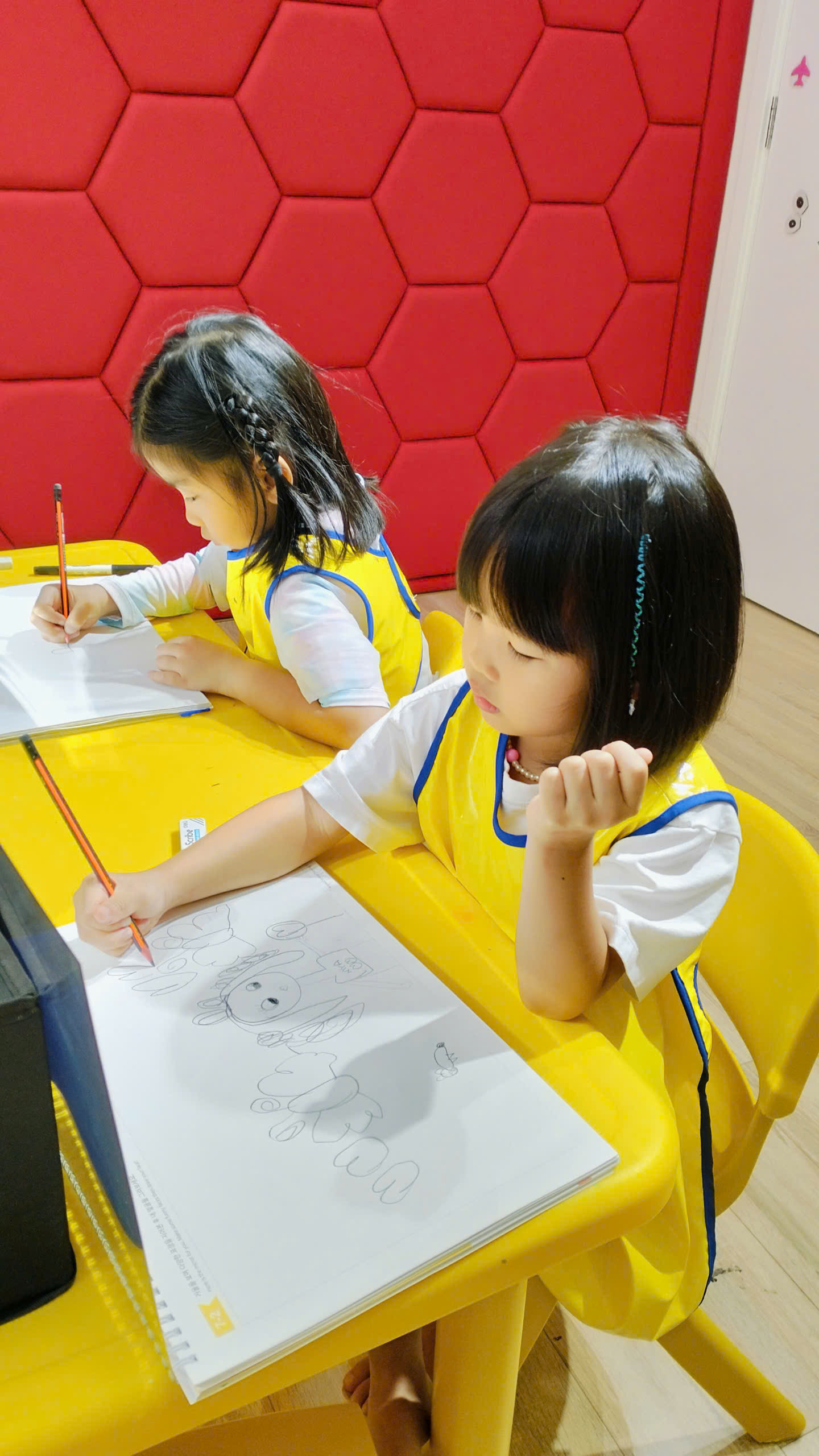 KhuÔn MẶt Em Qua NÉt VẼ NghỆ ThuẬt 🌞