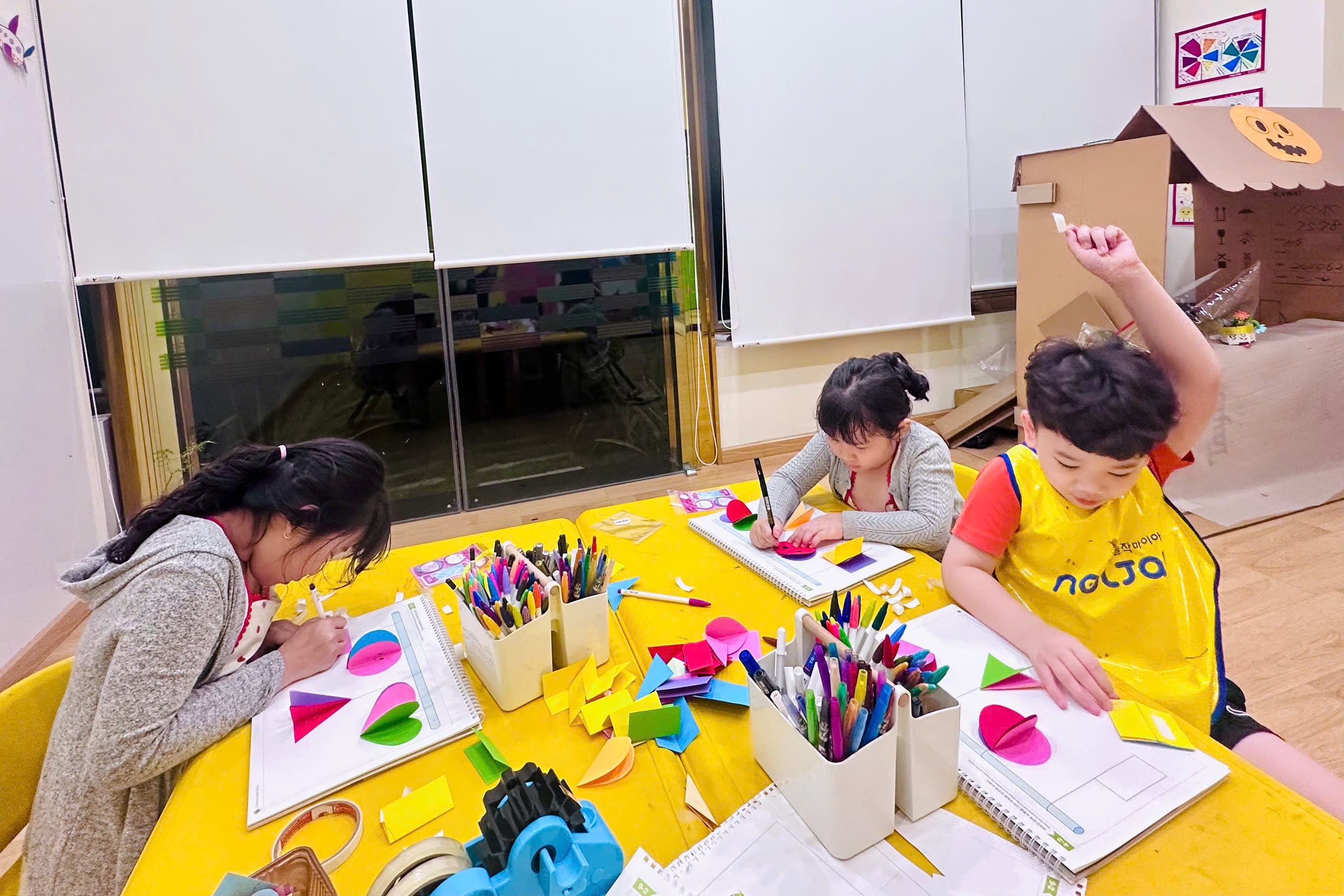 Từ Hình Cơ Bản đến Tranh 3d – Khi Trang Giấy Trở Nên Sống động