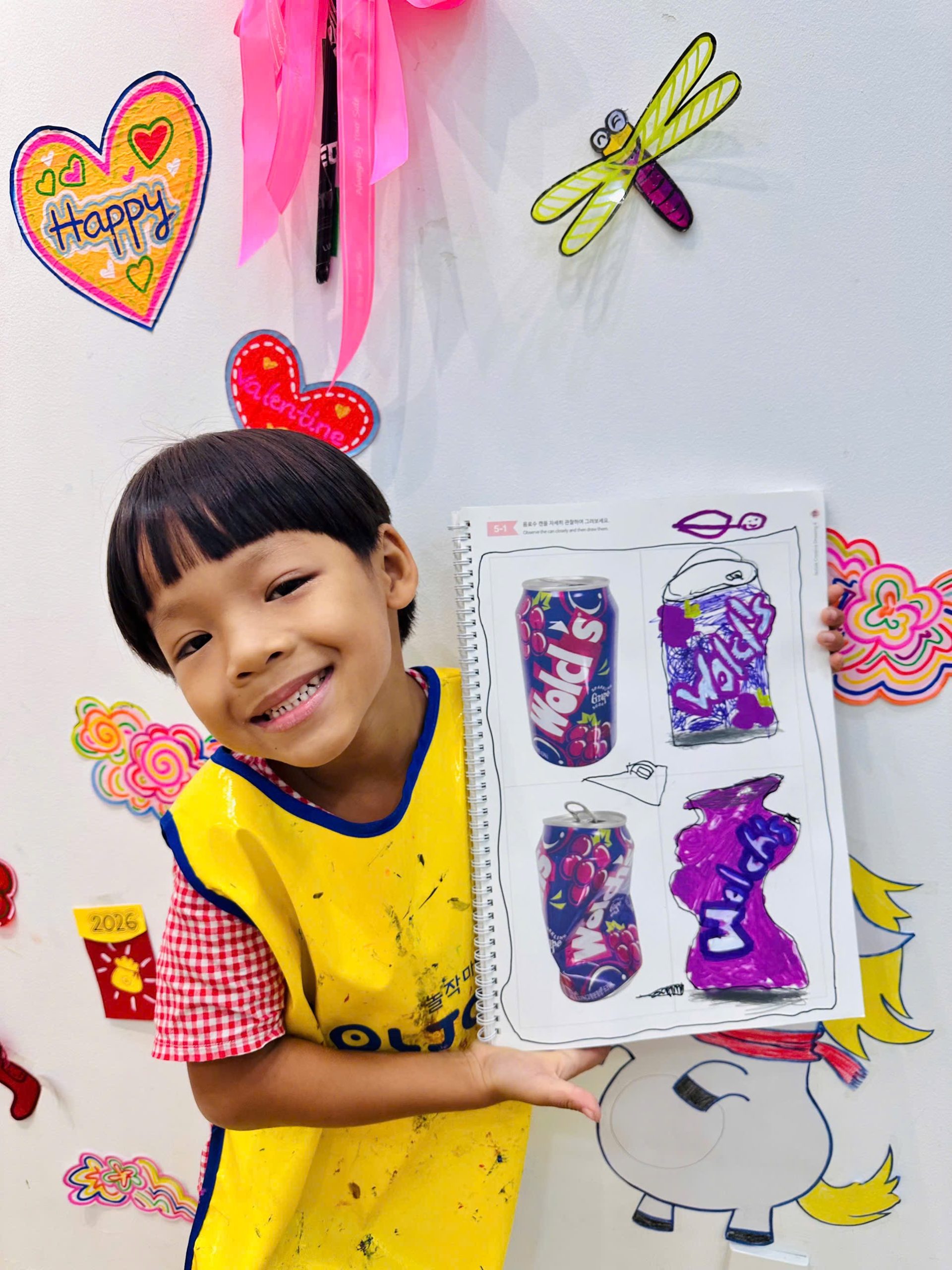 Thiết Kế Lon Nước Ngọt Của Riêng Mình – Học Vẽ Mà Vui Như Mở Tiệc 🥤✨