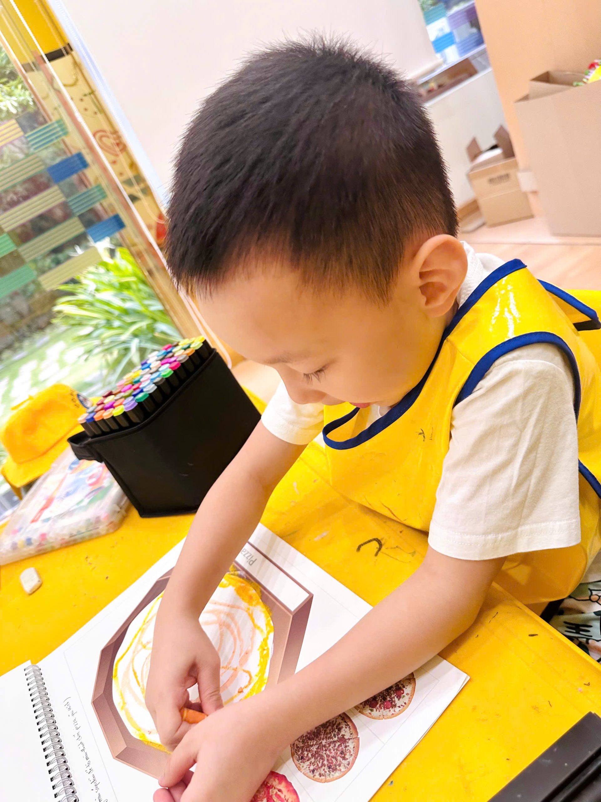 Rực Rỡ Sắc Màu Cùng Bài Học Vẽ Pizza Và Câu Chuyện Tiệc Sinh Nhật