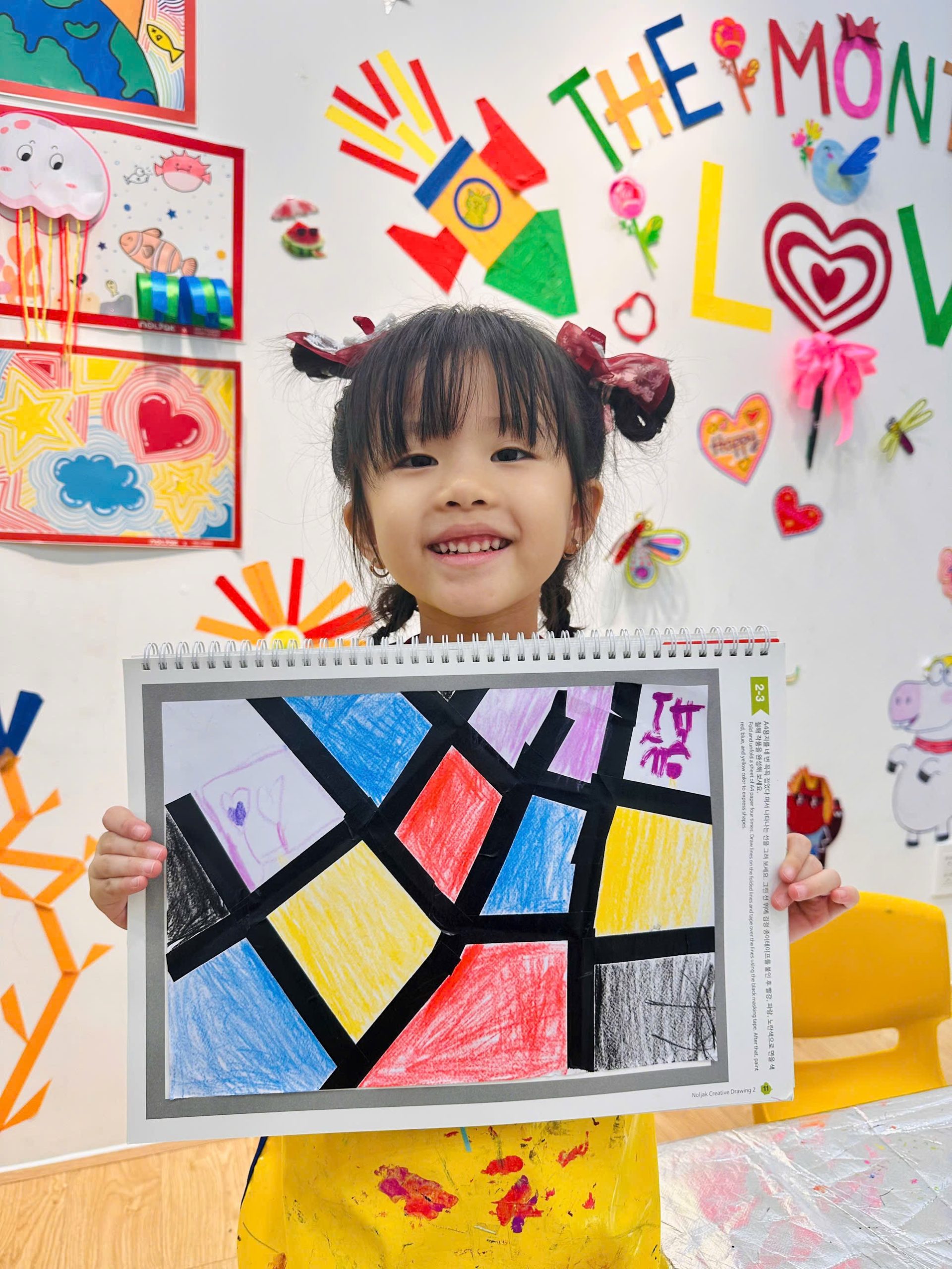 Khám Phá Phong Cách Piet Mondrian