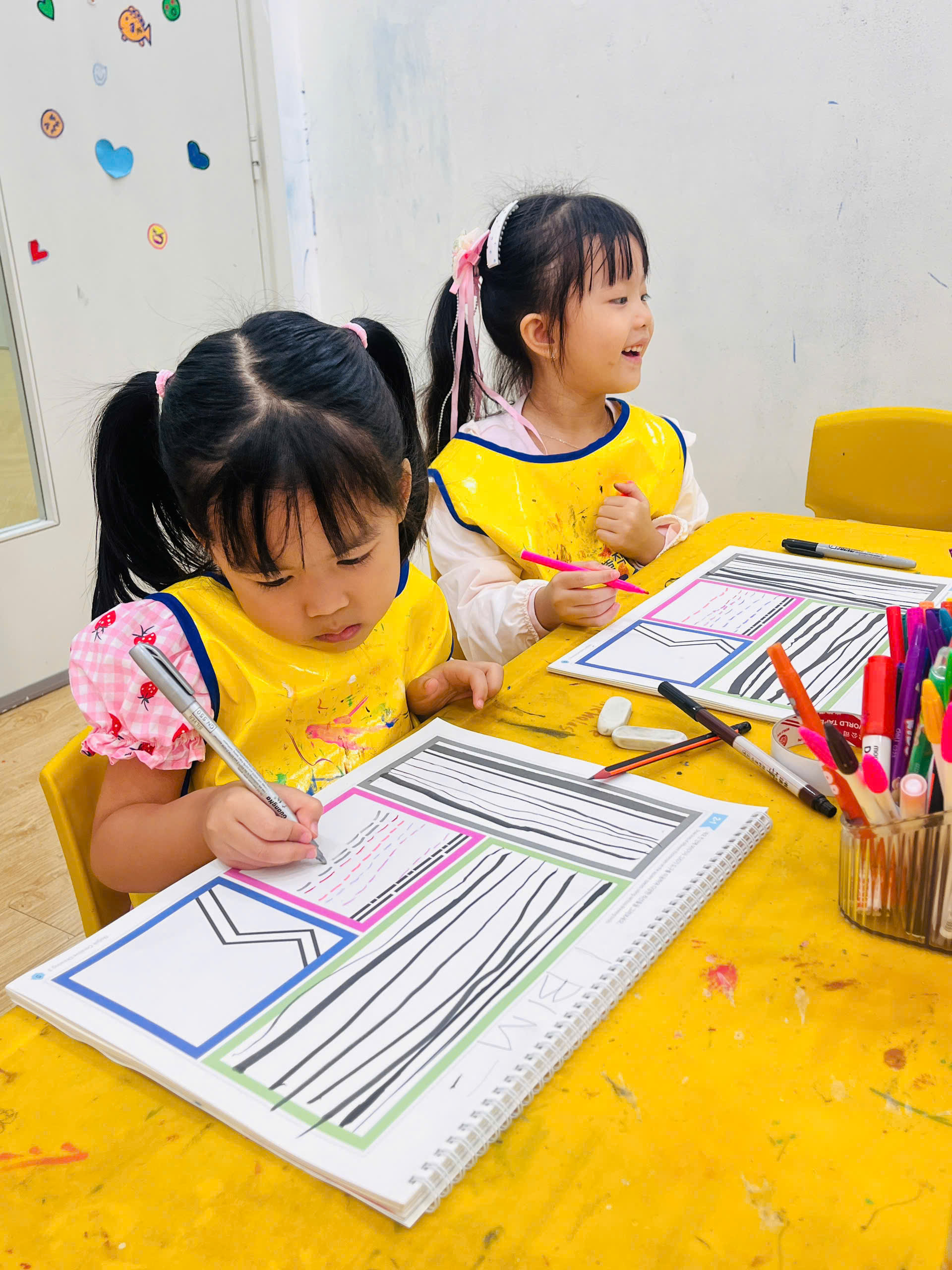 Nét Vẽ Biết “nói”: Khi Bé Khám Phá Ngôn Ngữ Của đường Nét