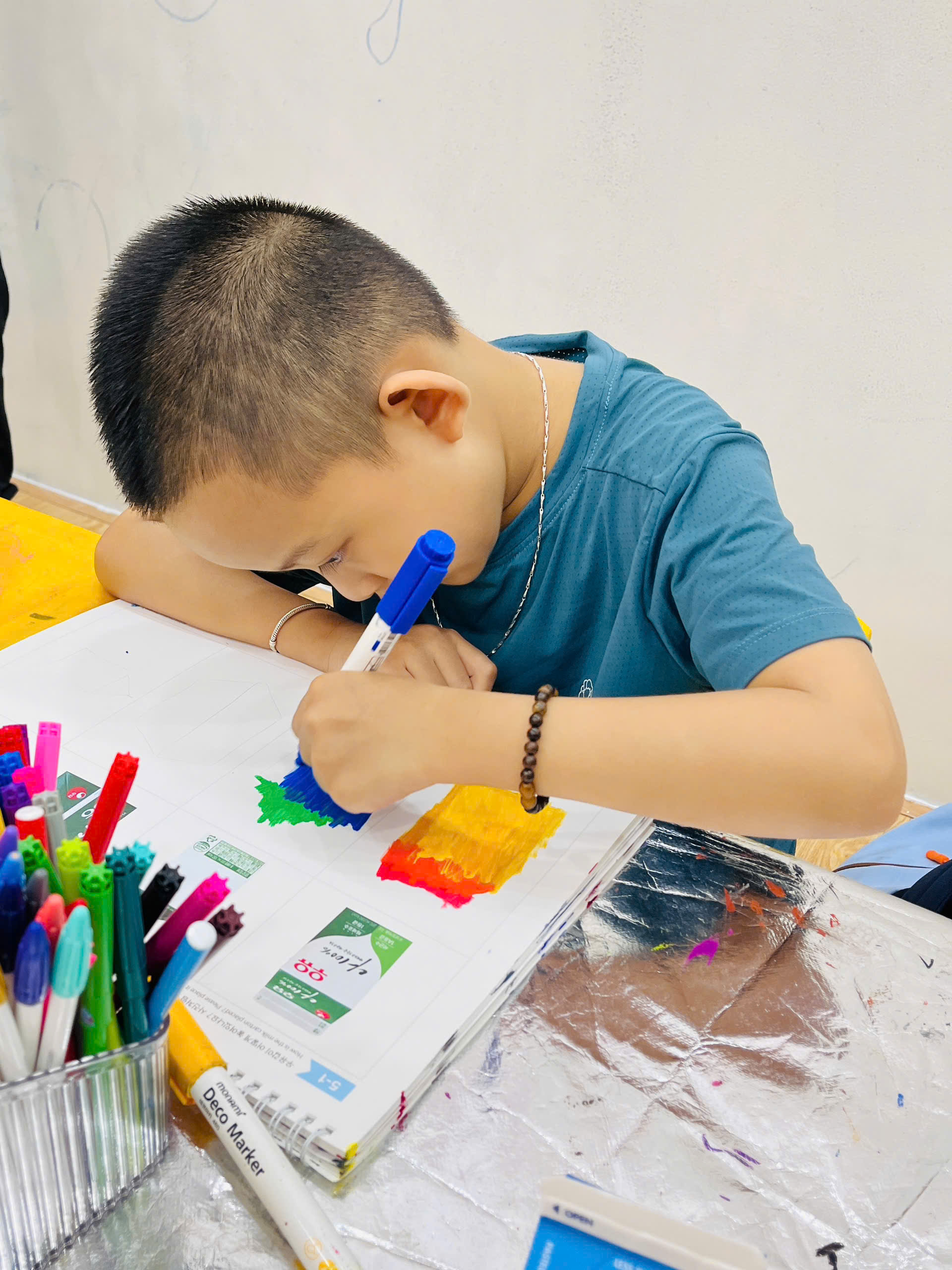 Khi Hộp Sữa Không Còn Chỉ Để Uống – Và Trở Thành Một Tác Phẩm Nghệ Thuật Nhỏ