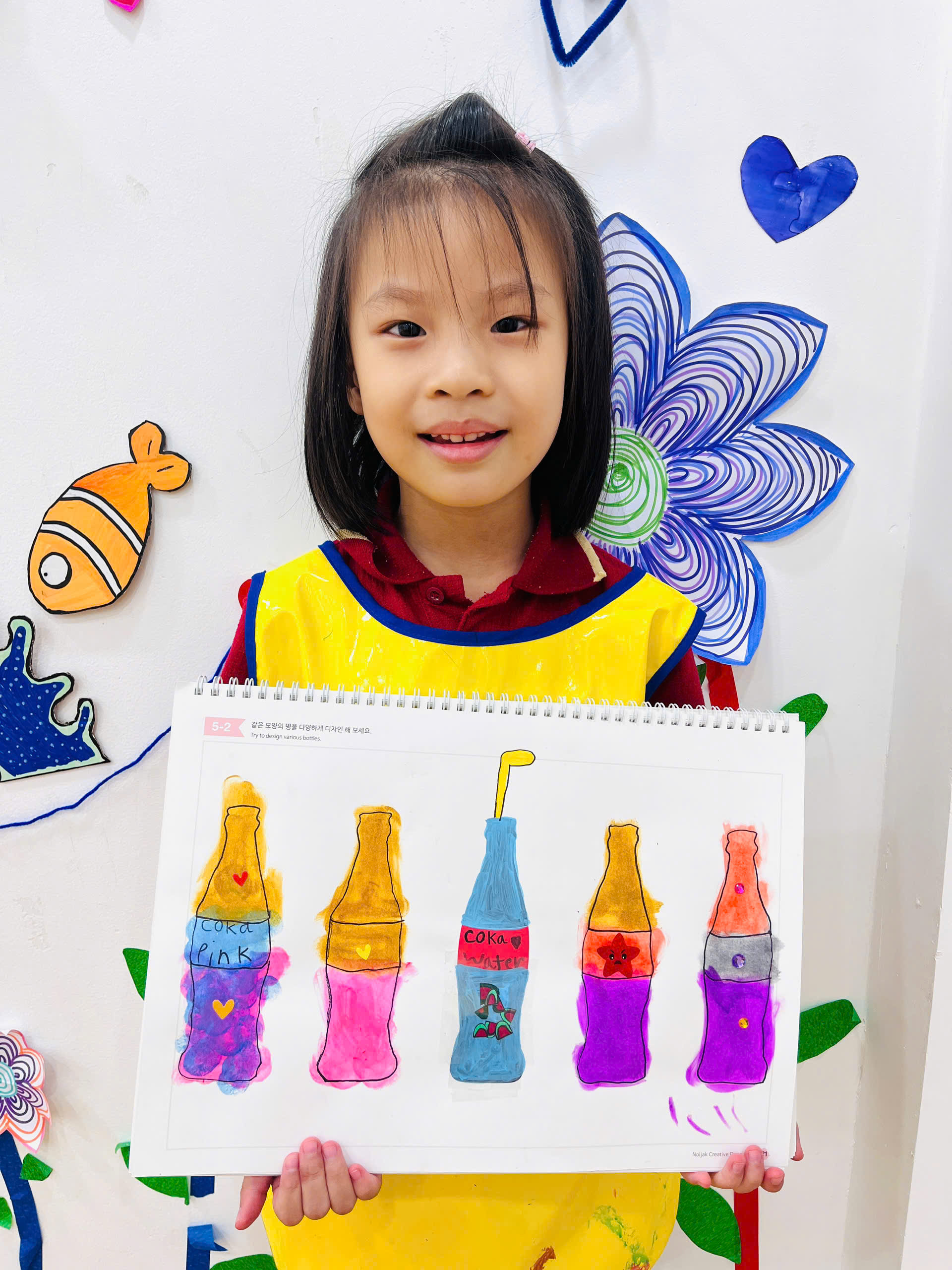 TỪ MỘt ChiẾc Lon NƯỚc Quen ThuỘc ĐẾn BÀi VẼ ĐẦy MÀu SẮc