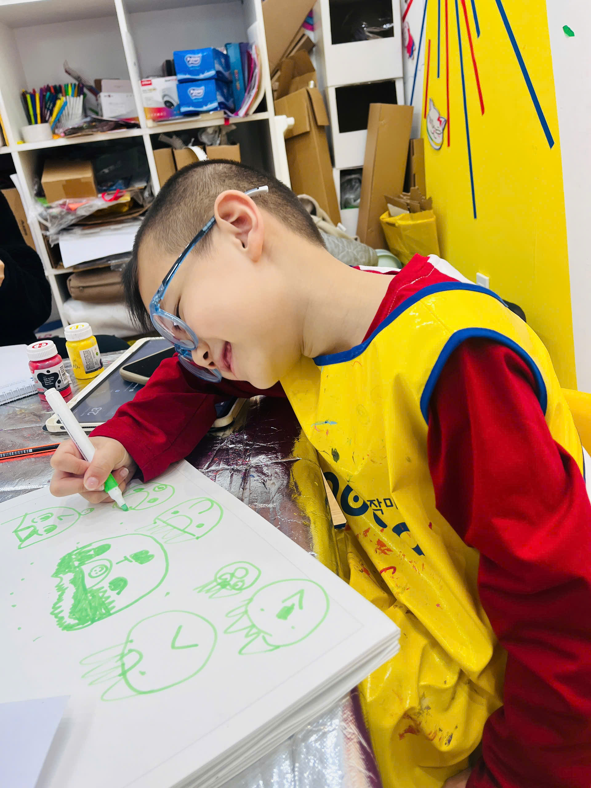 TrÍ TÍn VÀ ThẾ GiỚi NhỎ ĐẦy MÀu SẮc RiÊng