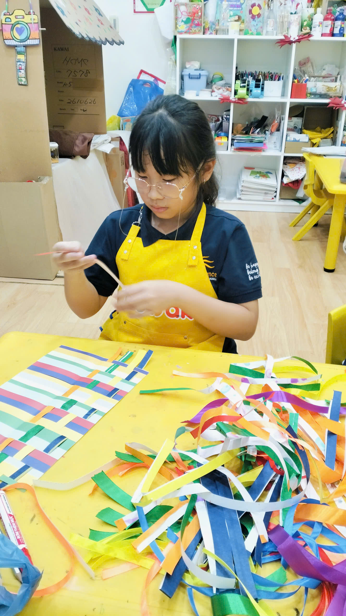 🧶 Đan GiẤy SẮc MÀu – SÁng TẠo KhÔng GiỚi HẠn