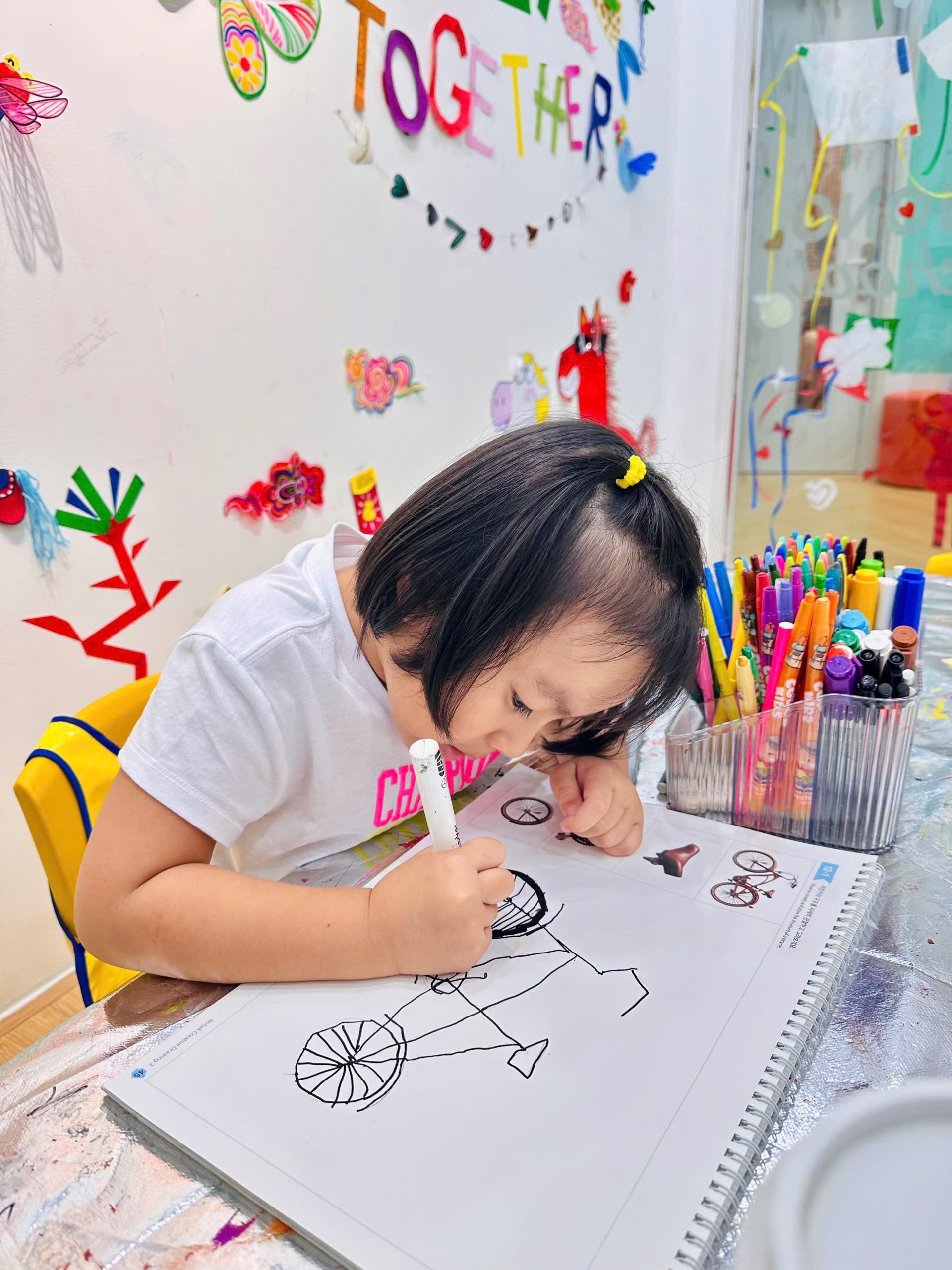 Khám Phá Thế Giới Phương Tiện Qua Những Nét Vẽ Sáng Tạo