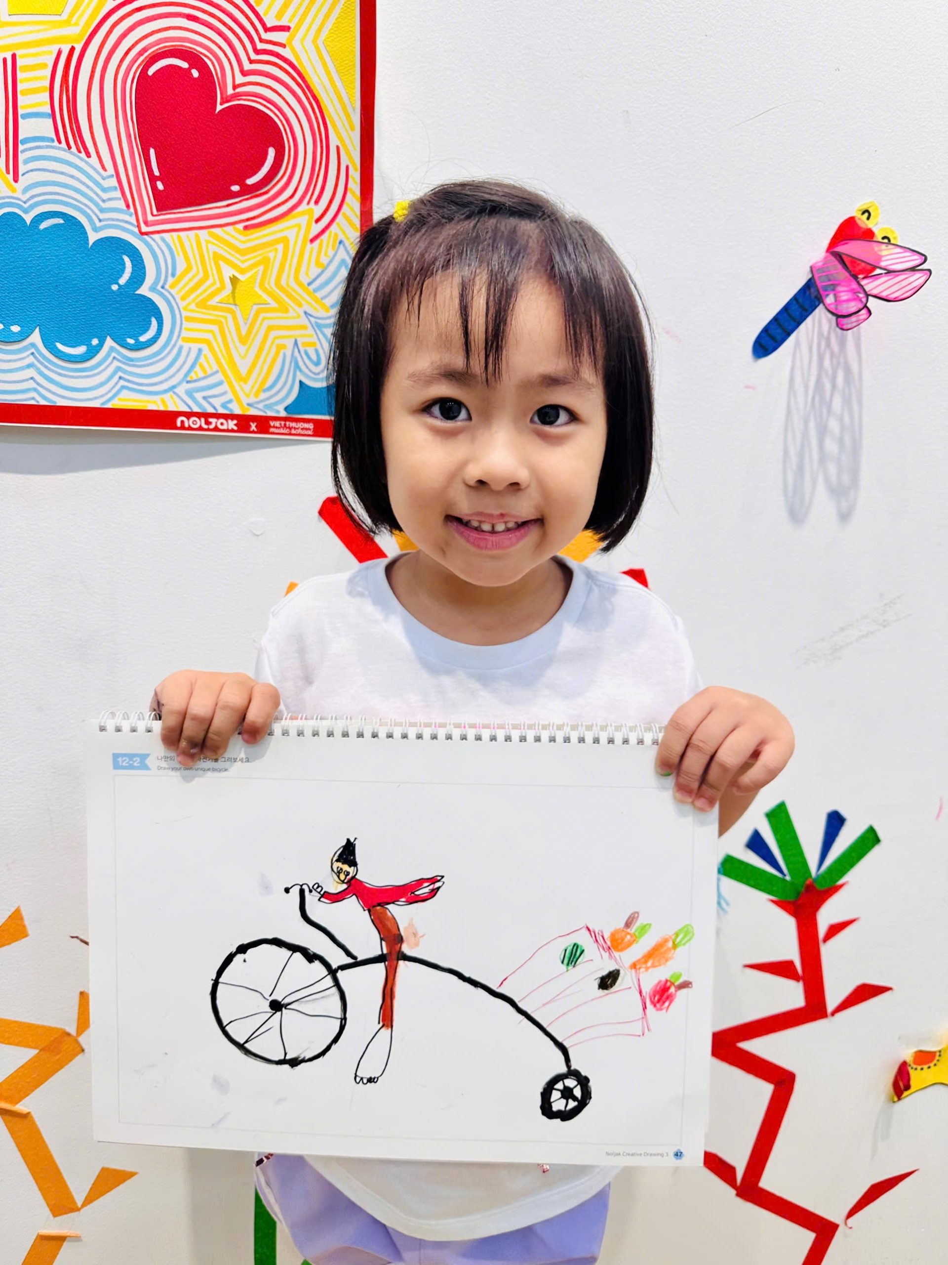 Khám Phá Thế Giới Phương Tiện Qua Những Nét Vẽ Sáng Tạo