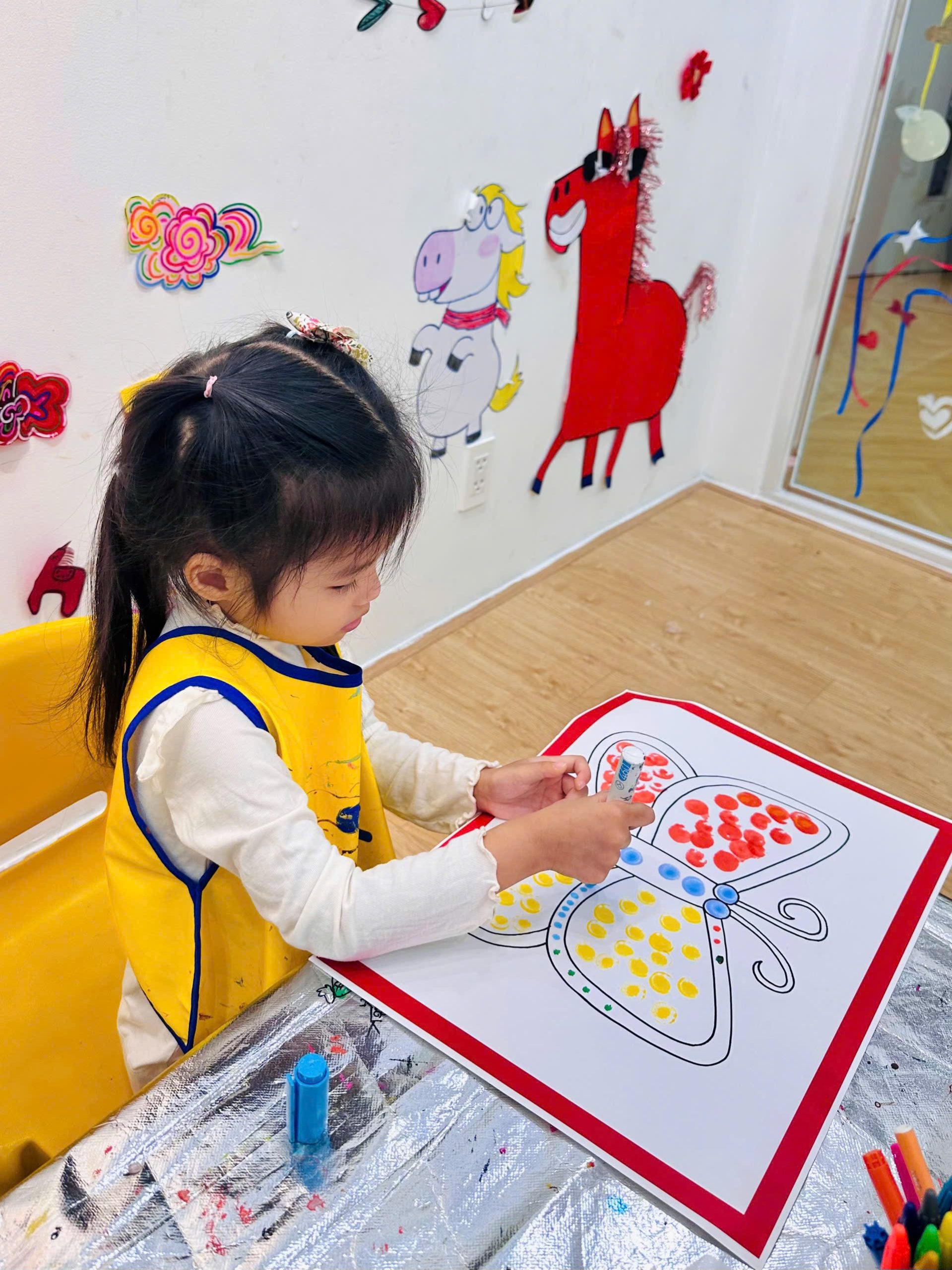 Những Chú Bướm Sắc Màu Trong Thế Giới Của Bé