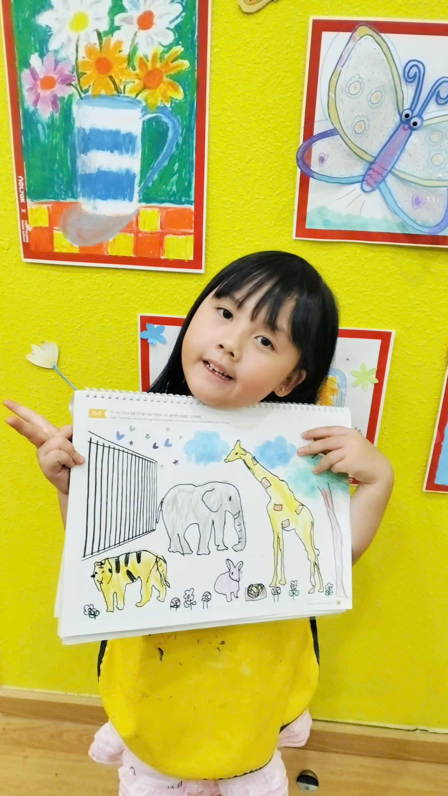 NhỮng BẠn ThÚ SẮc MÀu