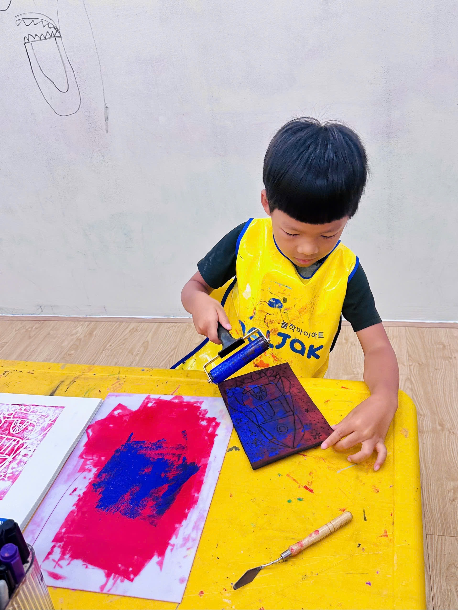 Khám Phá Nghệ Thuật Tranh In Cùng Những Họa Sĩ Nhí