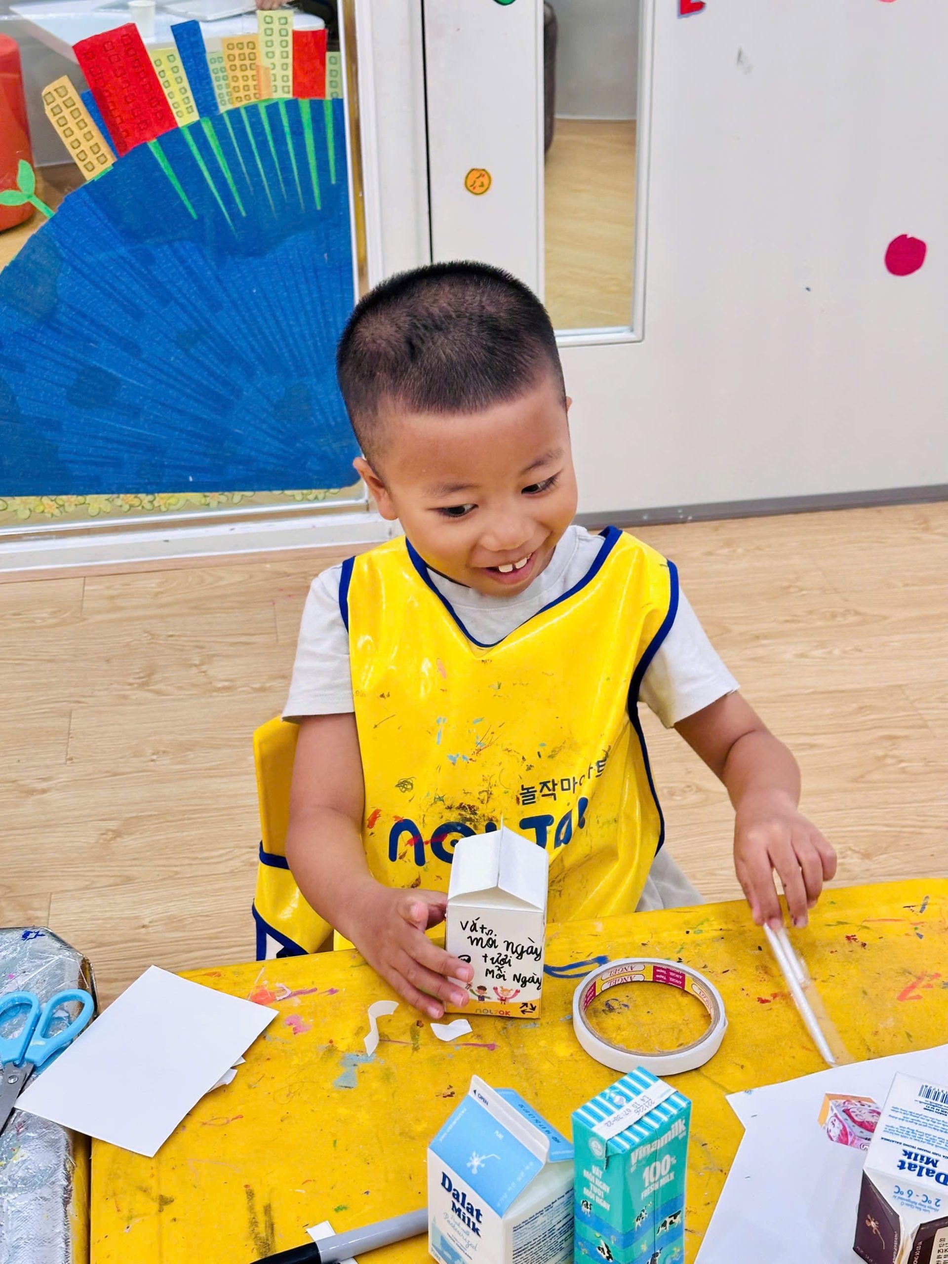 Biến Giấy Thành Hộp Sữa đáng Yêu