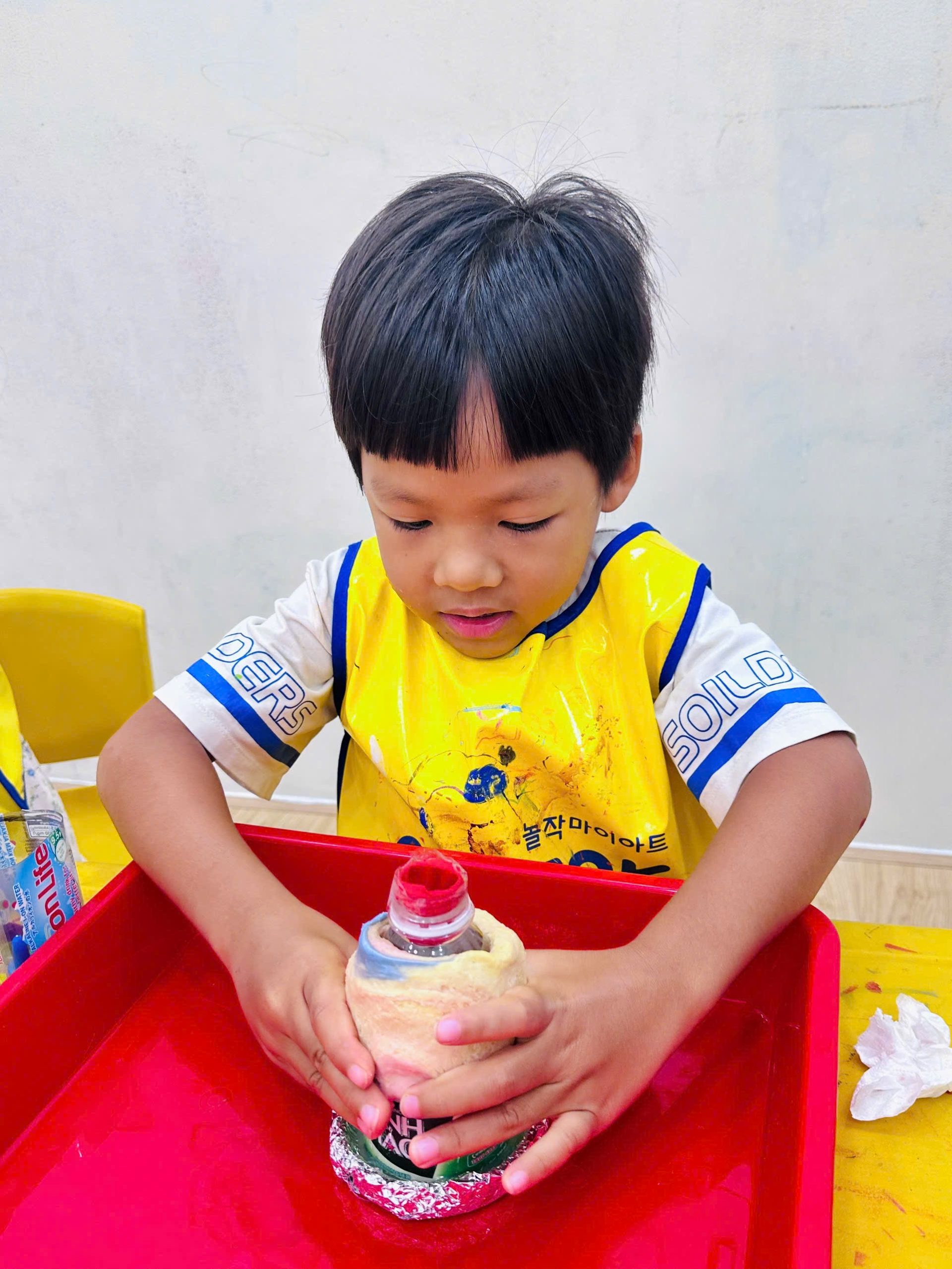 Khám Phá Núi Lửa Cùng Thí Nghiệm Phun Trào Kỳ Thú