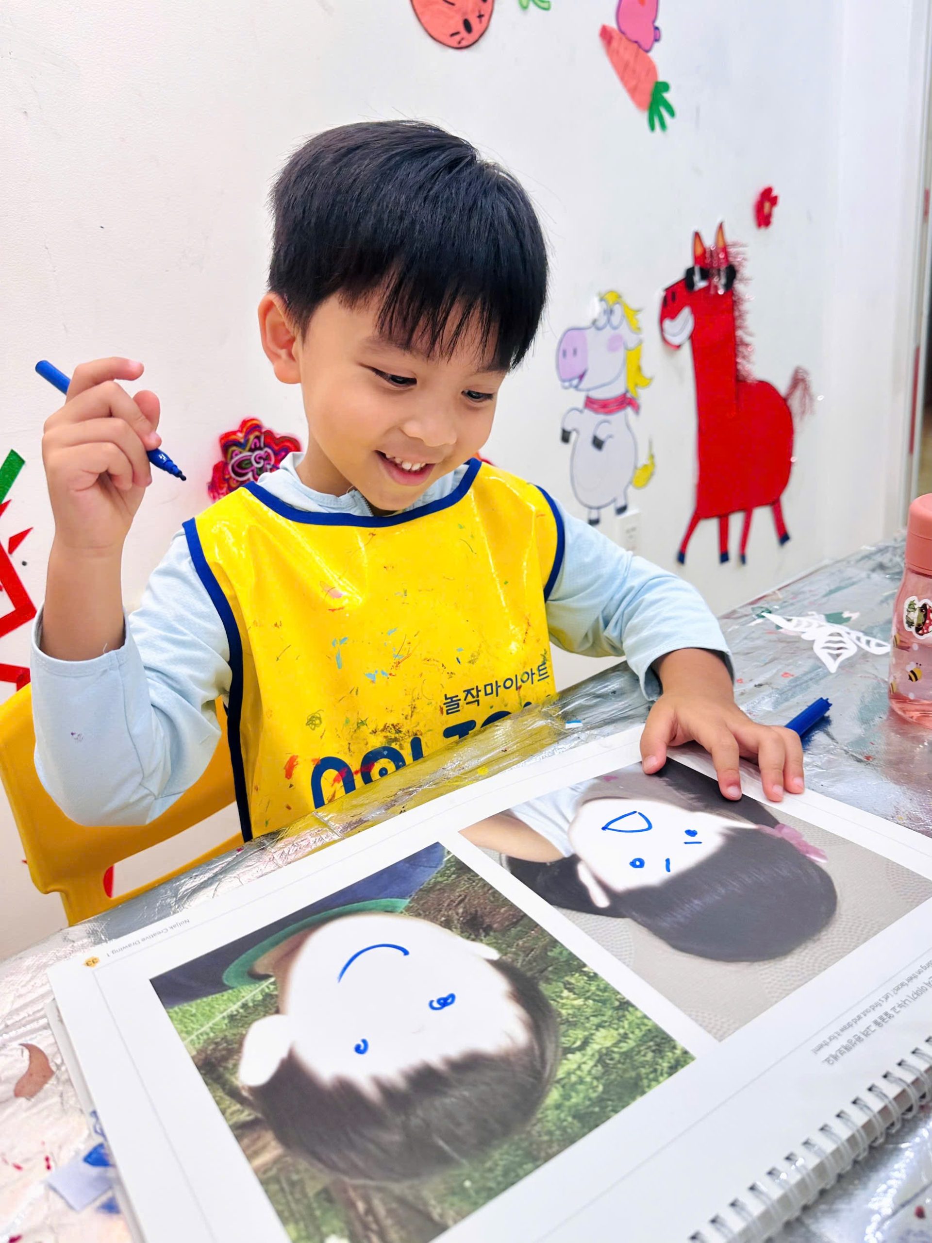 Khám Phá Chính Mình Qua Nghệ Thuật